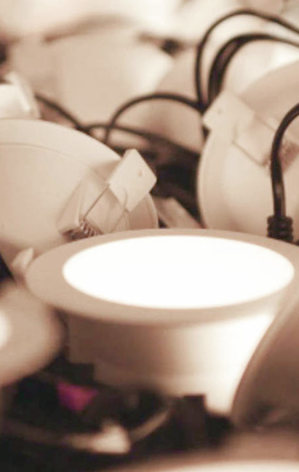 维多利亚老品牌vic(集团)官方网站