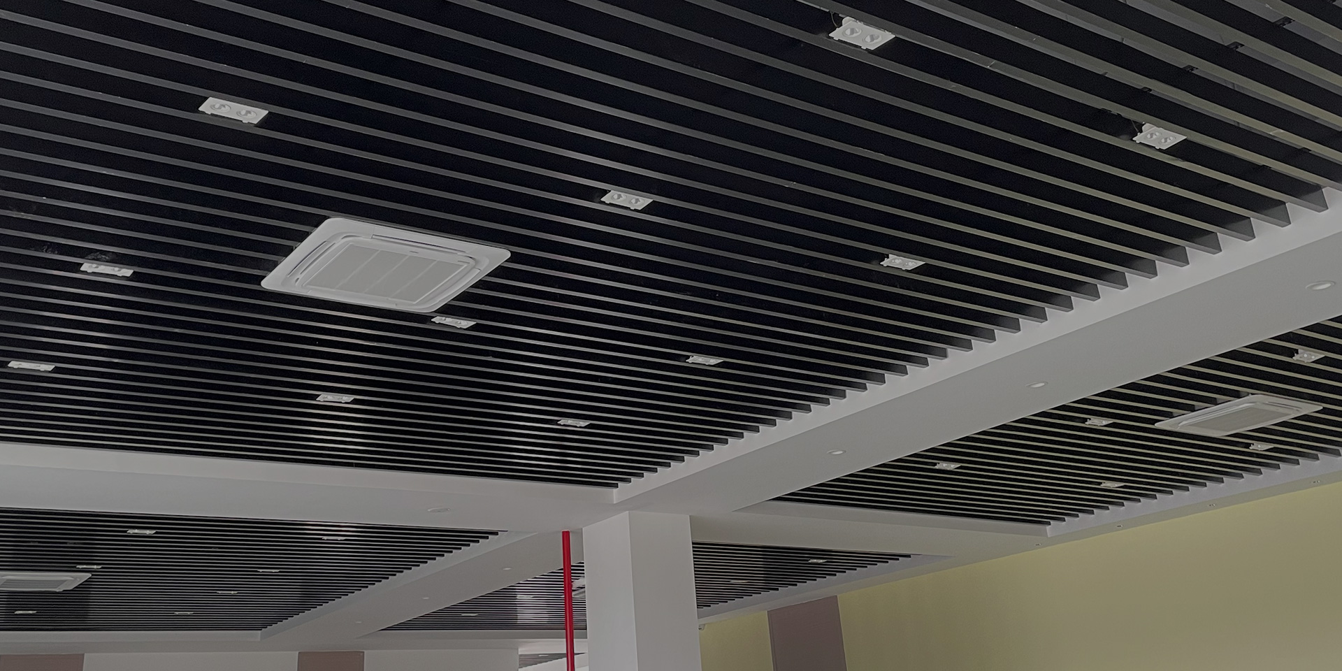 维多利亚老品牌vic(集团)官方网站