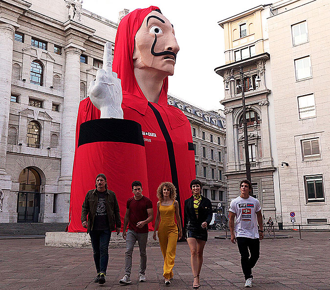 西班牙Netflix纸钞屋营销运动 证券市场艺术品